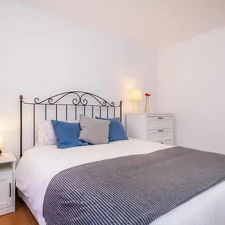 Es Port Apartment *